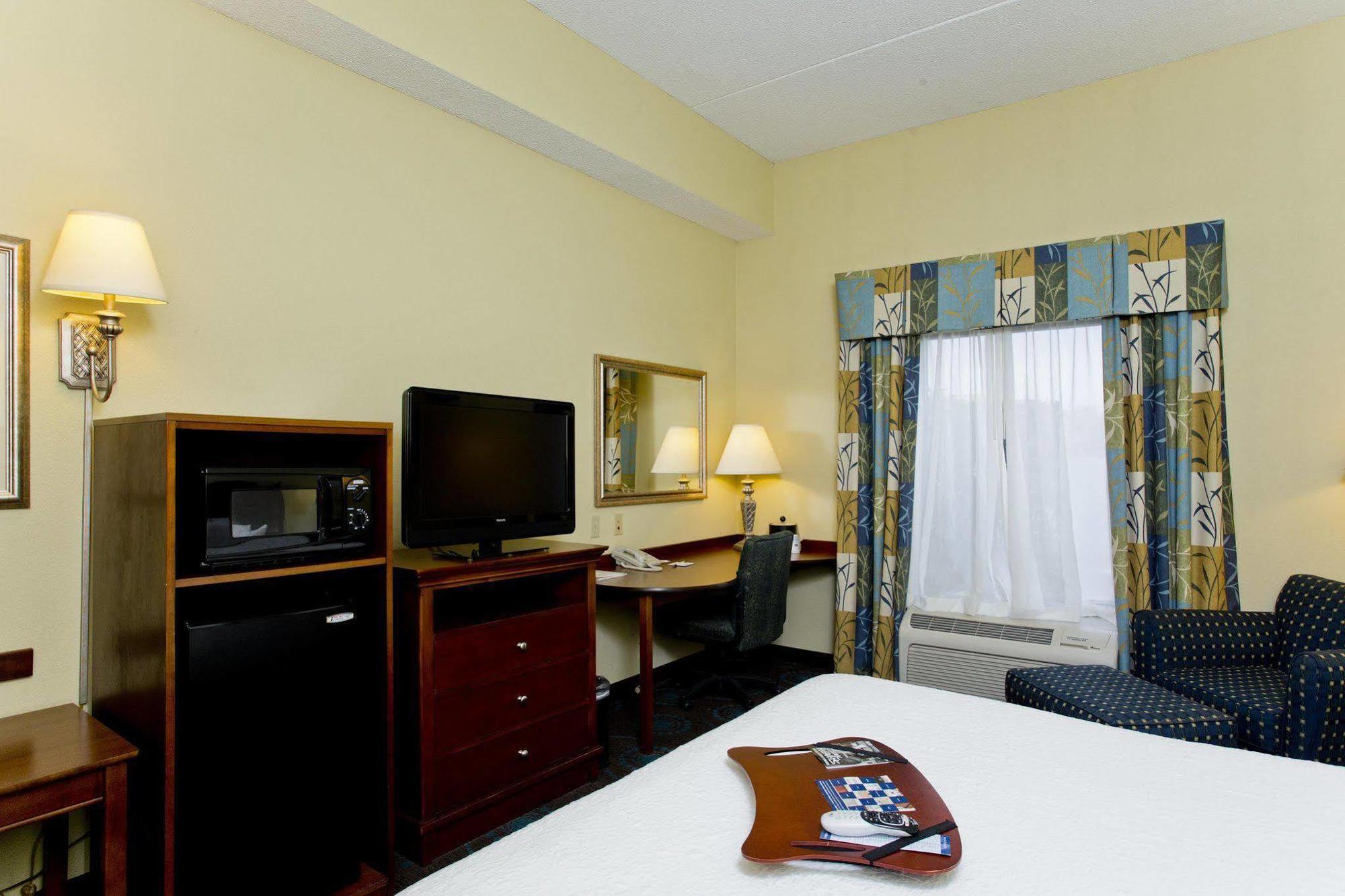 Hampton Inn Inwood Exterior photo